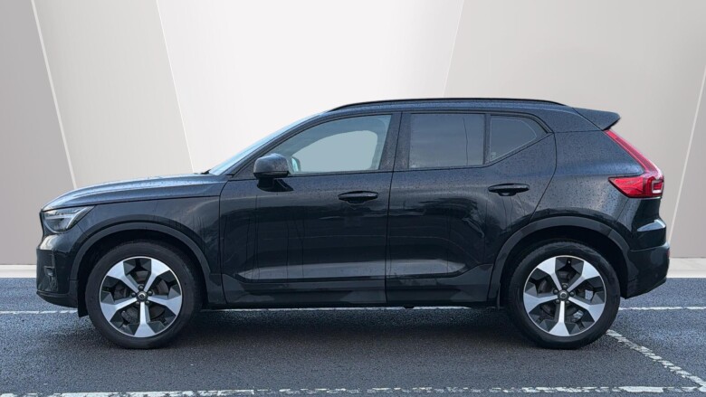 Volvo XC40 2.0 B4P Plus Dark 5dr Auto Petrol Estate
